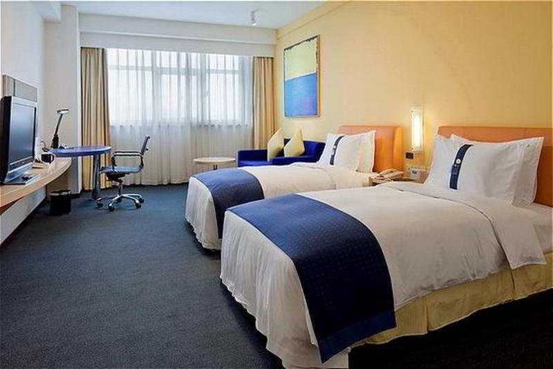 Holiday Inn Express Zhabei Shanghai, An Ihg Hotel Room photo